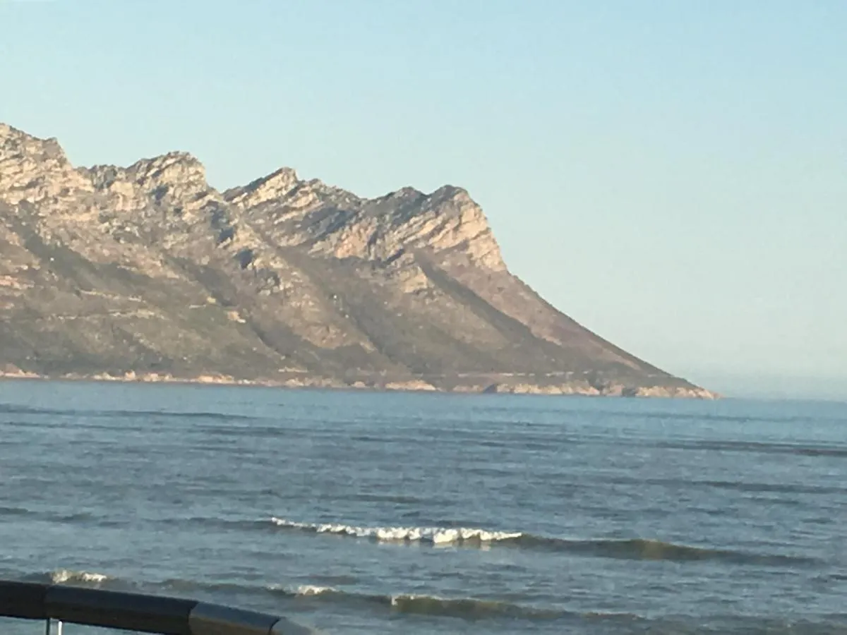 Ocean View De Luxe Apartment Strand South Africa